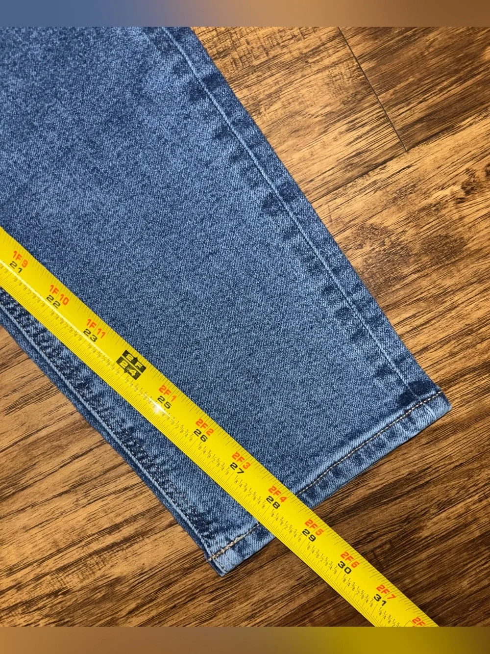 American Eagle Stretch Mom Jeans Size 4 Long